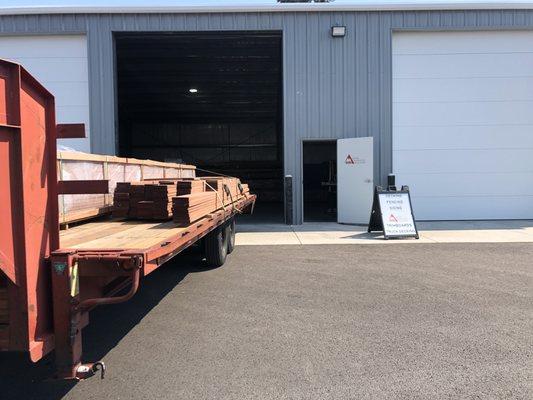 Import Hardwood Solutions makes local deliveries to the Portland Metro and Surrounding Area. We are located in Sherwood, Oregon.