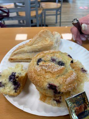 Fresh blueberry muffin and apple turnover