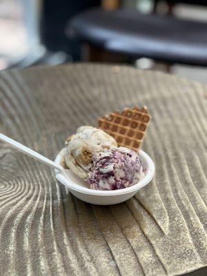 gooey butter cake and Brambleberry Crisp