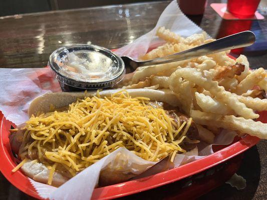 Chili Cheese Dog w/ fries (not so great)