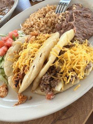 Puffy taco plate