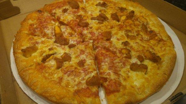 Large buffalo chicken pizza