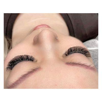 Mega lash extension