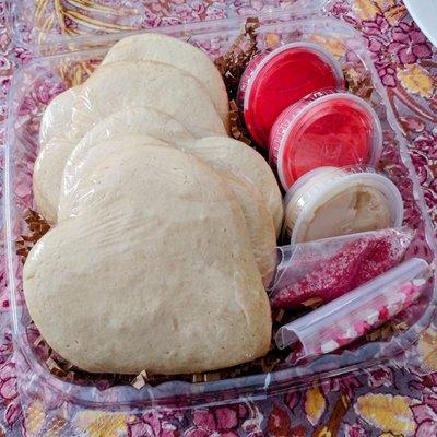 Valentine's Day cookie decorating kit