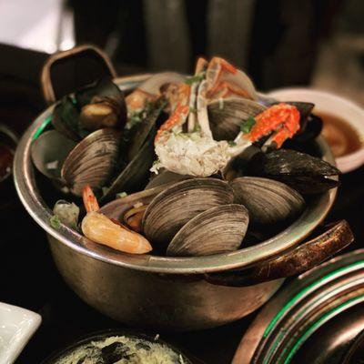 Assorted Steamed Seafood (Skip)