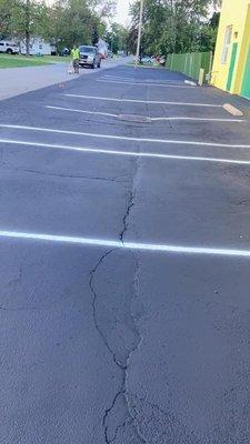 Parking lots, Driveways, Line Paint Contractors