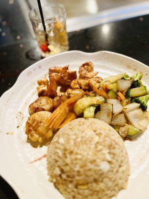 Fried rice, Vegetables, Shrimp, and Scallops