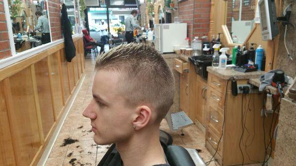 Hair cut style