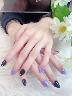 Acrylic nails