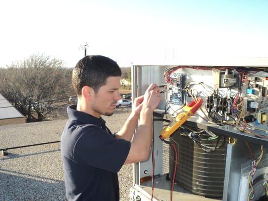 This is what an expert A/C technician looks like.