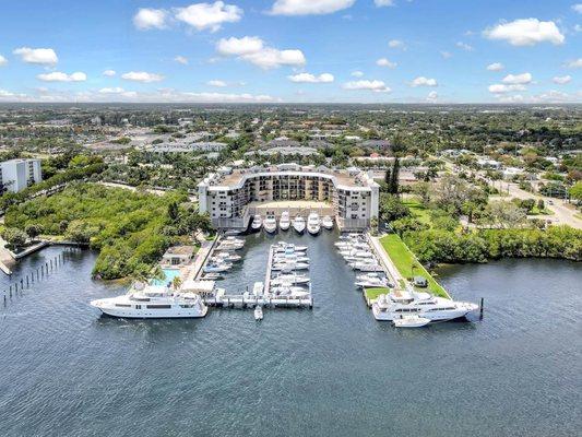 Highly desirable, largest floorplan, now available in Delray Harbor Club.