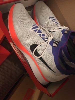 Nike Mariah flyknit racer grape size 12