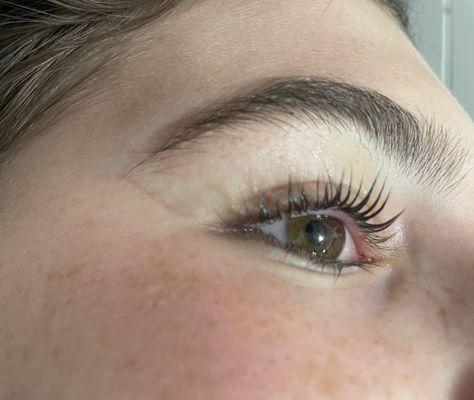 Eyelash lift