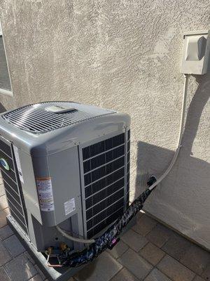 Carrier 3 Ton 17 Seer Air Conden sing Unit