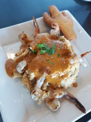 Shrimp and grits with Mexican cornbread.