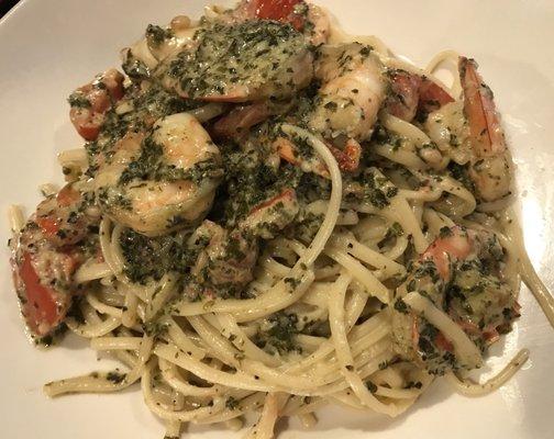 Shrimp linguini in pesto cream sauce