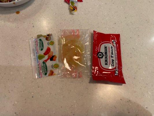 Condiments in packets