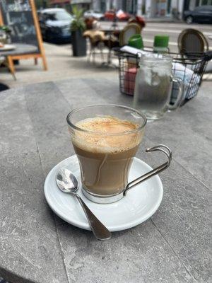 Cafe au lait