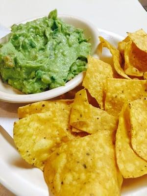 Guacamole and chips