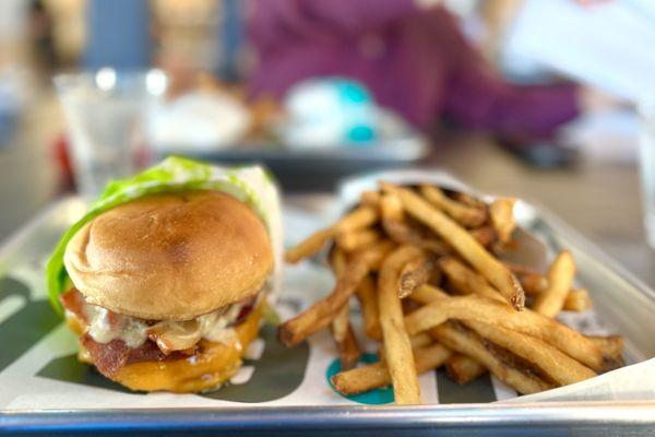 Big Iron Burger w/fries