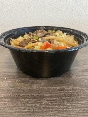 7/1/22 (fri): Side view of Yaki Udon Beef. Tasty & tender!