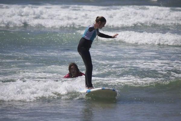 Alexis  1st time surfing