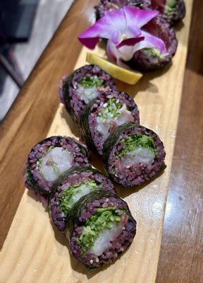 Negihama Roll (front) and Avo Tuna Roll (back)