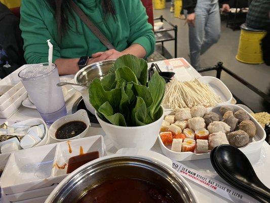 Bok Choi enoki's and some fish balls.