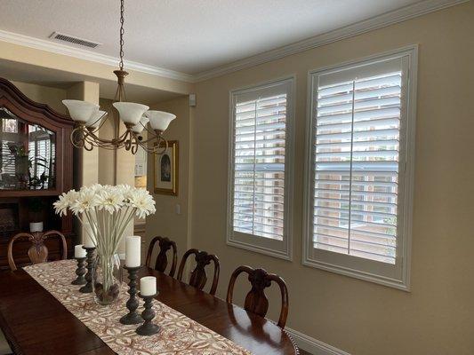 Shutters with 2 1/2" deco casings