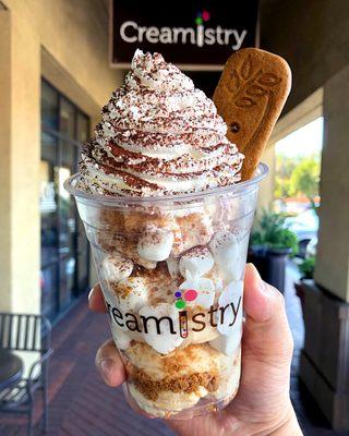 Speculoos Overload Creation, featuring layers of cookie butter ice cream, Biscoff cookies, and mini marshmallows!