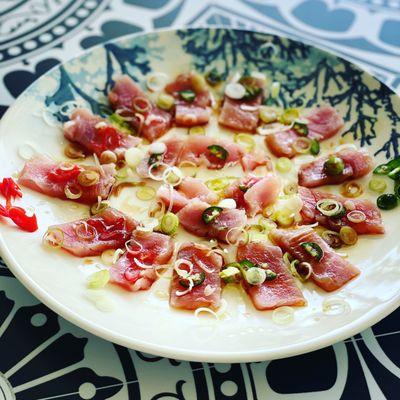 Tuna sashimi