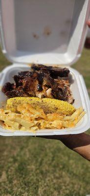 Combo #2 - 4 ribs, quarter chicken, corn on the cob, and mac & cheese.