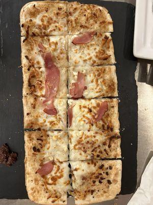 Prosciutto flatbread (The Rett Butler)