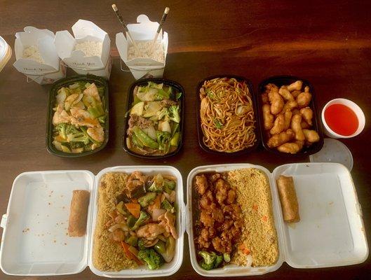 Thai Pan gang curry, Thai spicy beef, Pork Lo Mein, Sweet & sour chicken, Spicy chicken in garlic sauce, General tso chicken