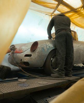 Restoration on a Porsche 356