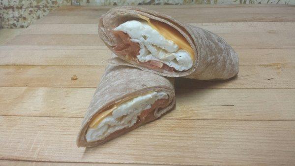 Egg Cheese tomato on wrap