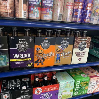 Beer Universe: shelves and shelves of beer - Warlock, Pills Mafia