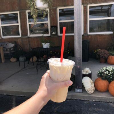 Medium iced Doose's Market (seasonal chai latte with homemade apple pie cold foam)