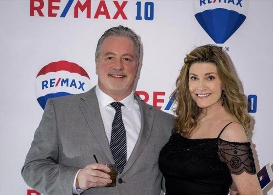 RE/MAX 10 Award Ceremony Karen Nicholson