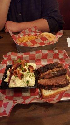 The 6 oz brisket and side of potato salad