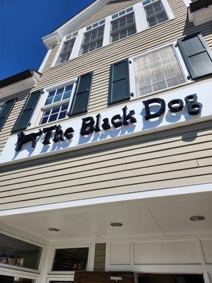 The Black Dog General Store: Newport Wharf