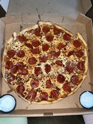 Large Pepperoni Pizza, half add Onions