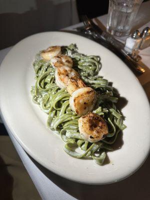 grilled shrimp with spinach alfredo (custom order)