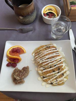 Ricotta pancakes with sausage and fresh fruit