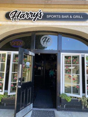 Harry's Downtown Fallbrook