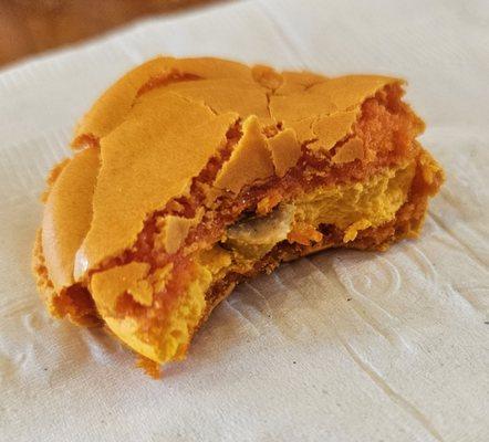 Cheddar cheese and peanut butter macaroon