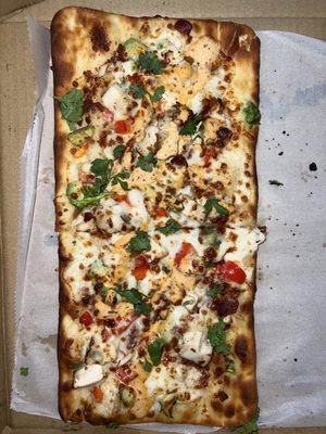 California chicken flat bread