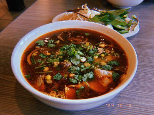 Bún bò Huế