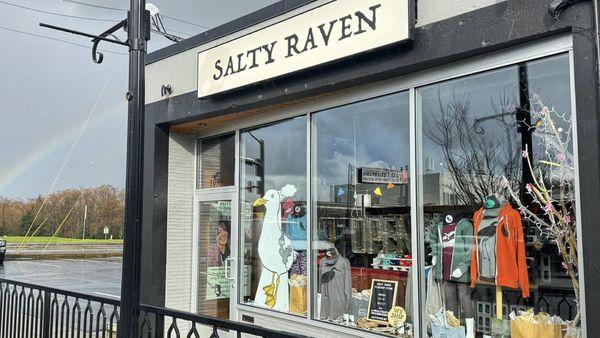 Salty Raven Tillamook Flagship Storefront.