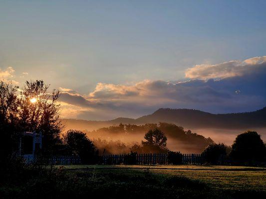 Blue Mountain Mist Country Inn